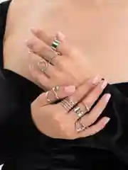 Белый набор колец на фаланги
