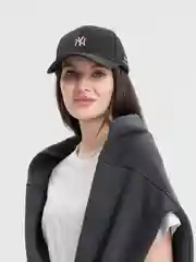 Черный бейсболка женская с логотипом NY