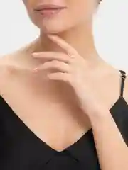 Кольцо с украшением сердечка