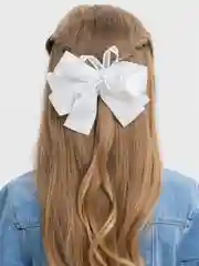 Белый резинки с бантиками
