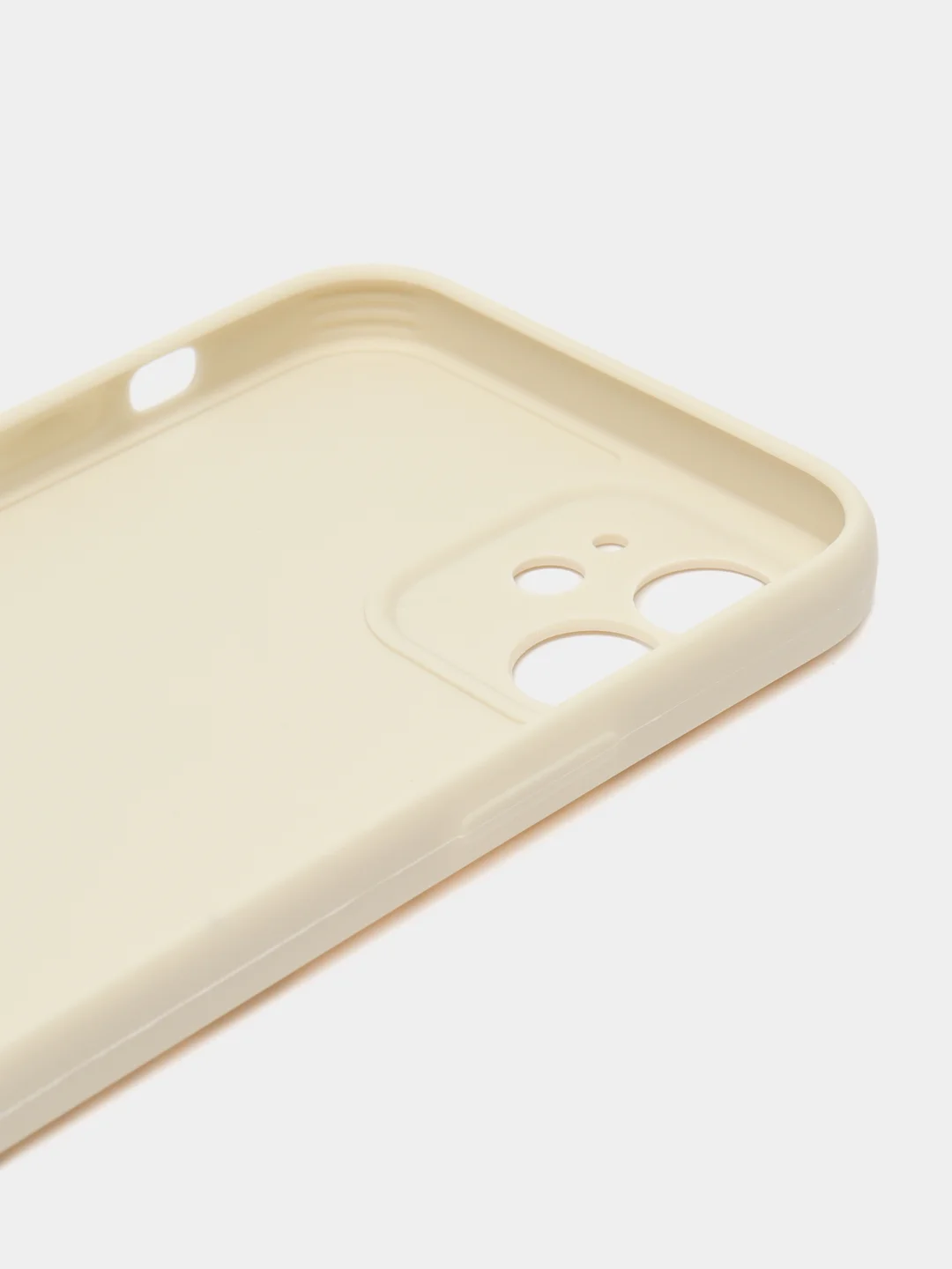 Молочный чехол для iPhone 12 (Айфон 12), прозрачный, c защитой камеры
