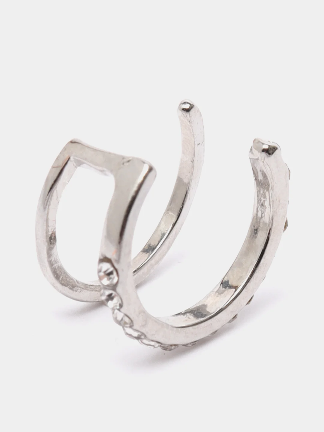 Серьги каффы геометрической формы, с дорожкой из страз, серебристого цвета