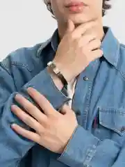 Серый браслет мужской