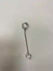 Серый серьга унисекс