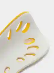 Желтый щитки футбольные