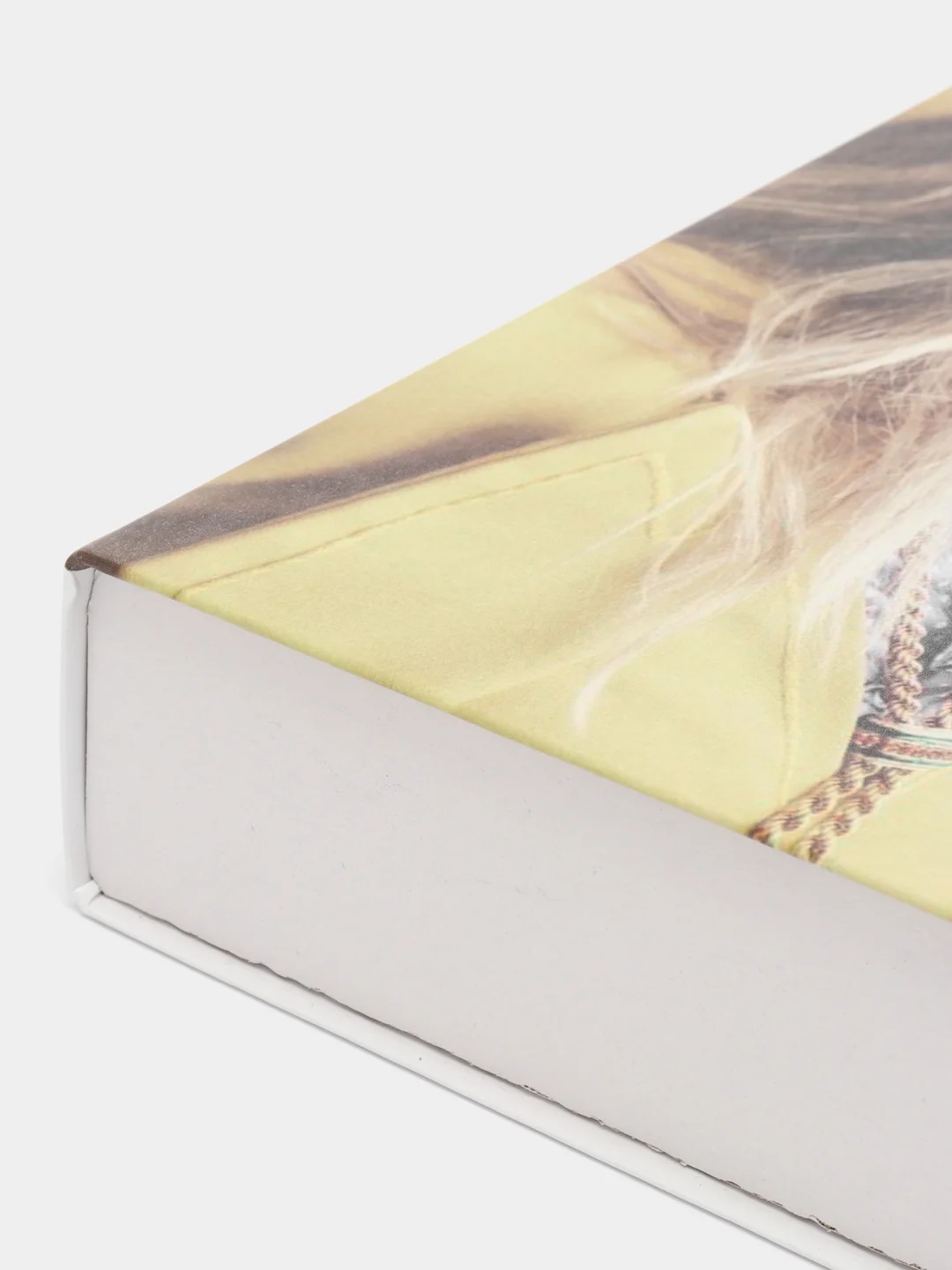 Желтый книга интерьерная, муляж книги, декор для дома