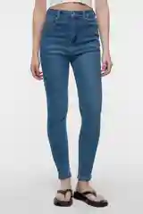 Джинсы женские mom fit летние с высокой посадкой и зауженными штанинами Befree