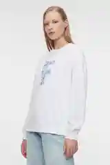 Белый свитшот oversize хлопковый из футера с принтом-вышивкой женский Befree