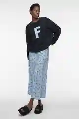 Белый свитшот oversize хлопковый из футера с принтом-вышивкой женский Befree