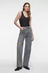 Черный майка slim вискозная на широких бретелях женская Befree