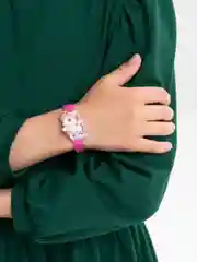 Розовый детский пластиковый браслет с единорогом