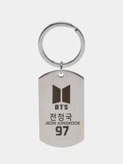 Брелок BTS, подвеска-жетон металлический для ключей с лазерной гравировкой