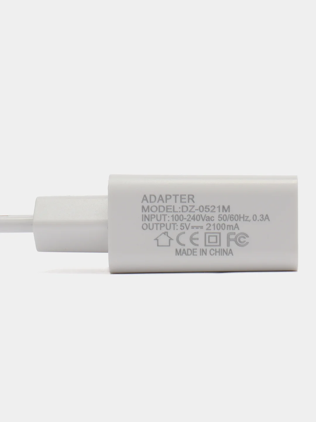 Белый блок питания универсальный, СЗУ USB 2,1A Зарядка для телефона