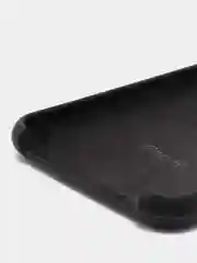 Черный чехол на iPhone XS