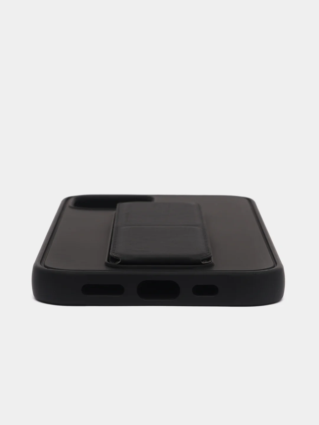 Черный чехол с подставкой держателем для iPhone 12 Pro