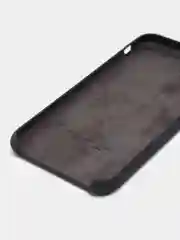 Черный чехол для iPhone 8