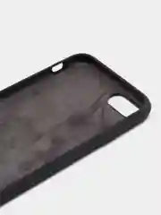 Черный чехол для iPhone 8