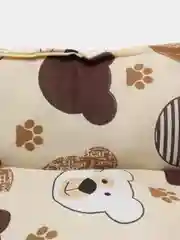 Бежевый лежак для кошек и маленьких собак