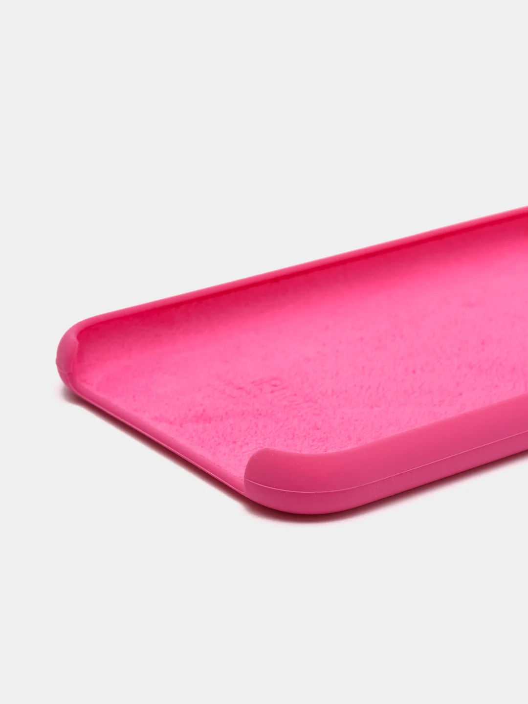 Фуксия чехол на iPhone XR