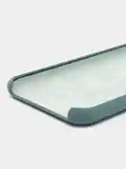 Зеленый чехол для iPhone 8