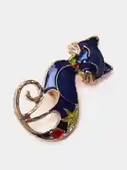 Синий брошь женская