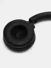Черный наушники JBL Tune 520BT