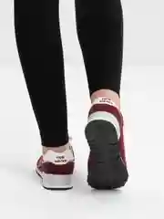 Бордовый кроссовки женские весна, осень
