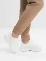 Белый кроссовки женские