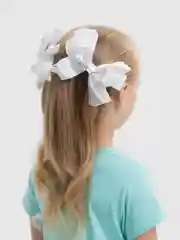Белый заколки с бантиками