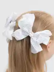 Белый заколки с бантиками