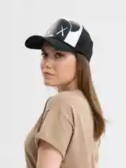 Белый кепка женская, с принтом