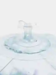 Надувной мяч с перьями