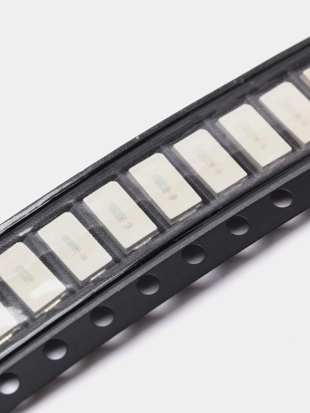 20 штук Светодиод SMD 5730 желтый 3V 20mA