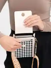 Белый сумка на плечо "Baellery"