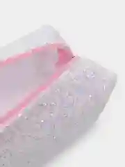 Белый пенал блестящий