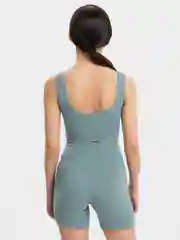 Зеленый спортивный женский комплект: шорты и топ