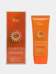 Оранжевый крем солнцезащитный Ekel Soothing & Moisture Sun Block SPF50/PA+++ 70 мл