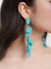 Лайм серьги длинные rose petal, вечерние серьги с лепестками