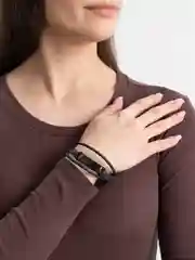 Угольный кожаный браслет с металлической вставкой, для мужчин