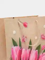 Кораллово-розовый пакет бумажный, 32*26*10 см, цветы