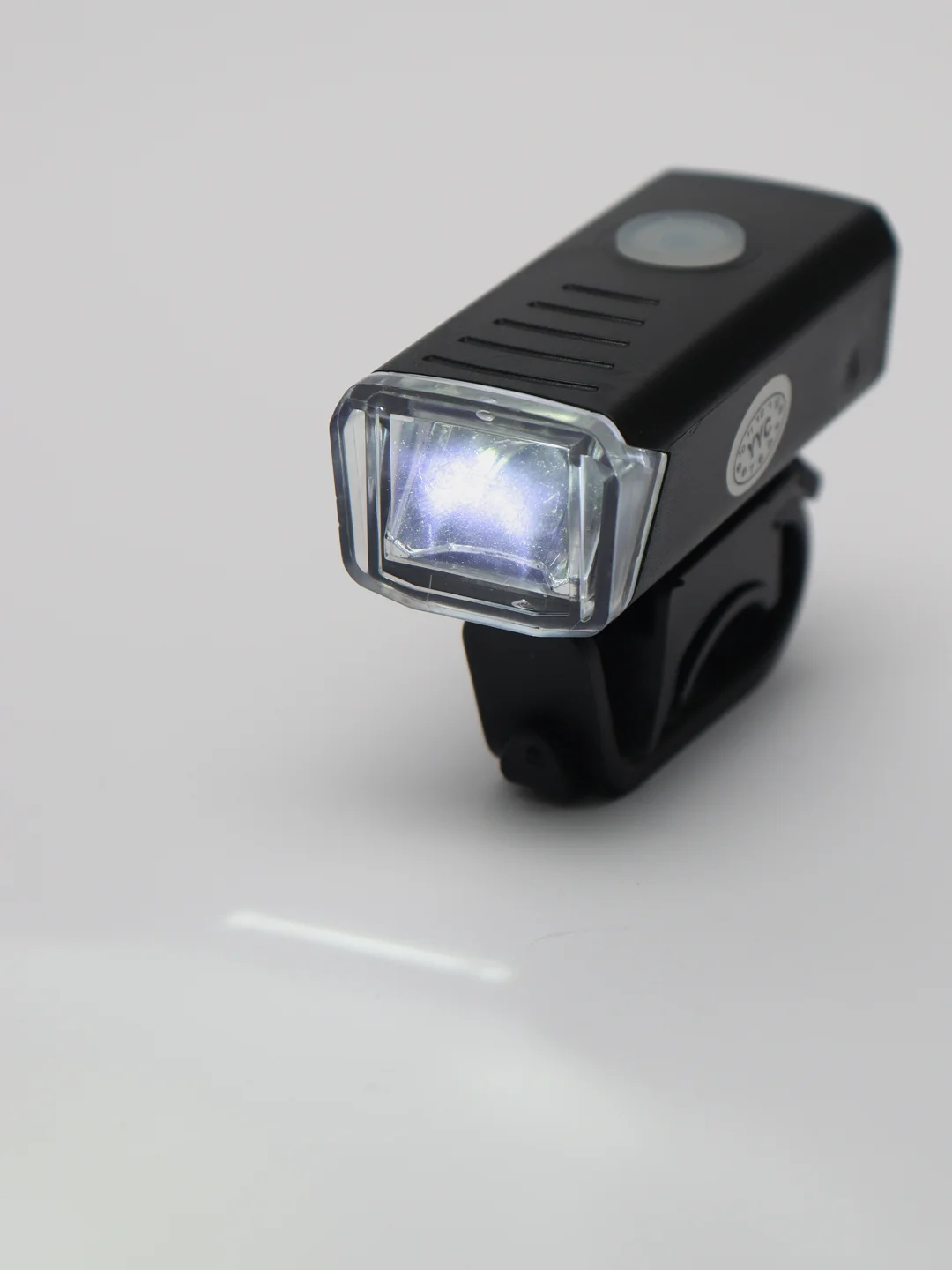 Велосипедный яркий фонарь перезаряжаемый, USB зарядка, 2 шт