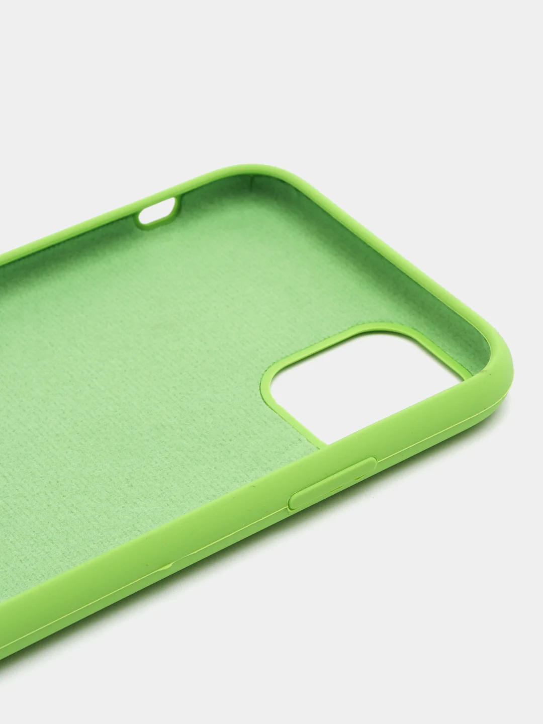 Салатовый чехол Silicone Case для iPhone 11, с открытым низом