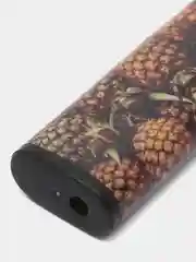 Белый зажигалка газовая с пьезоподжогом