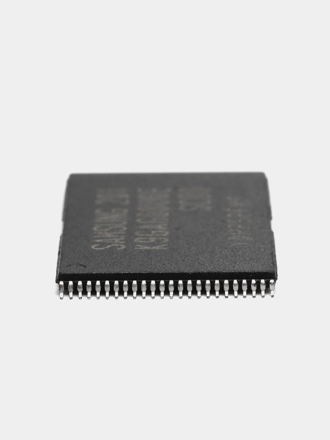 NAND Flash K9GAG08UOE