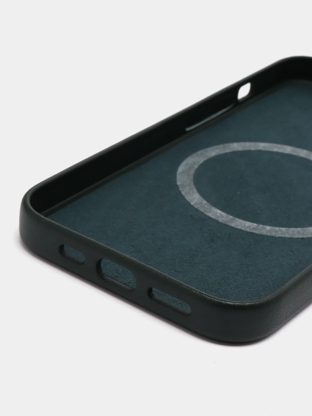 Тёмно-зелёный чехол MagSafe для iPhone 13 Pro кожаный BROSCORP с  защитой камер, микрофиброй, экокожа