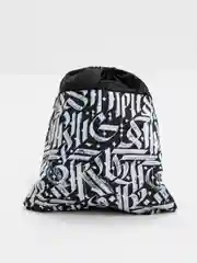 Мешок для обуви BRAUBERG БОЛЬШОЙ, с ручкой, карман на молнии, сетка, 51х41 см Graffiti