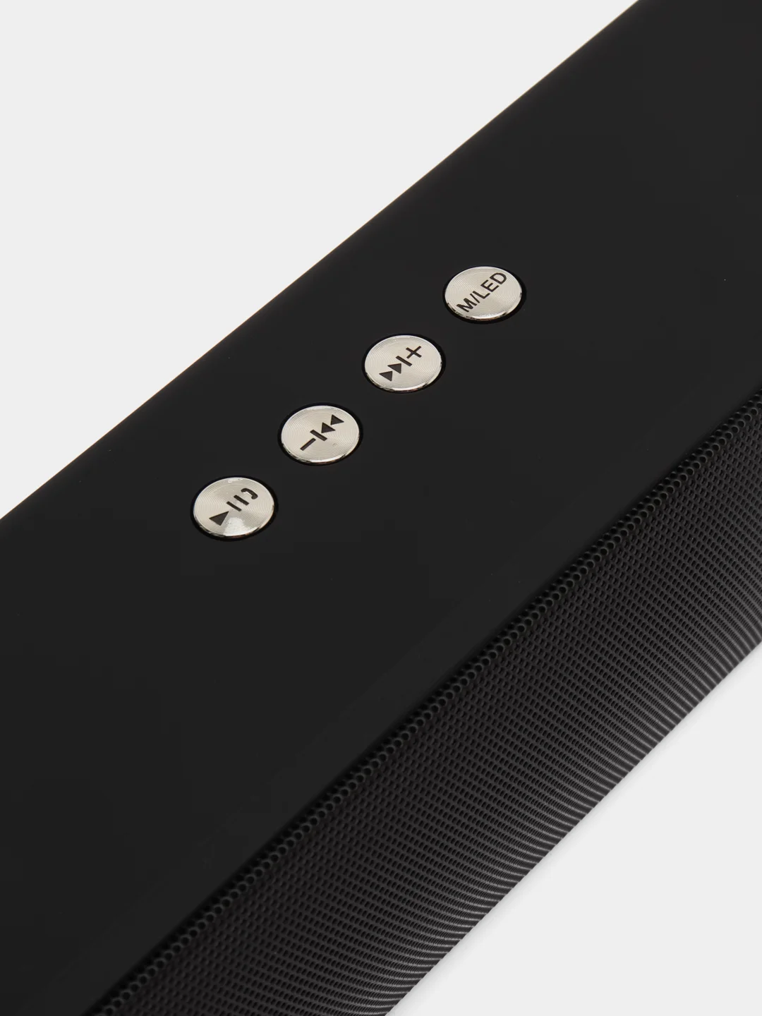 Белый саундбар с подсветкой и Bluetooth