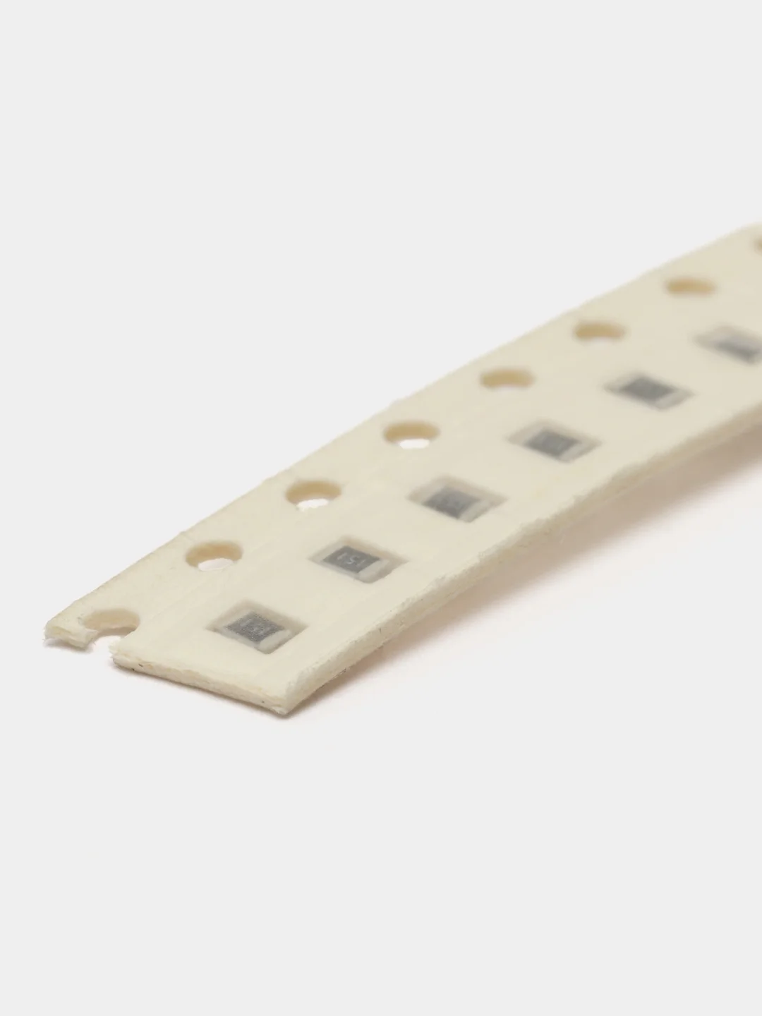 50 штук Чип резистор SMD 0805 150 Ом