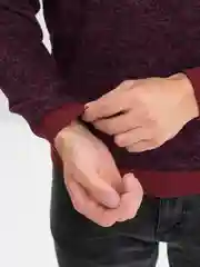 Бордовый лонгслив мужской