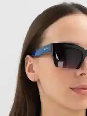 Черный солнцезащитные женские очки